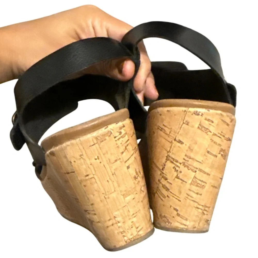 Skechers‎ Black Britt Go Get her strappy wedge platform sandals